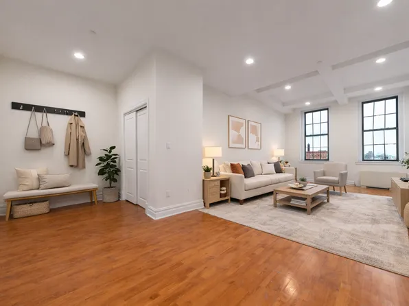 45-02 Ditmars Boulevard image 1 of 16