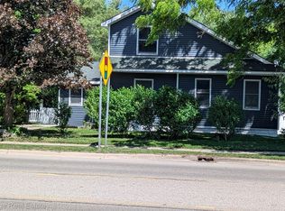 909 S Michigan Ave, Howell, MI 48843