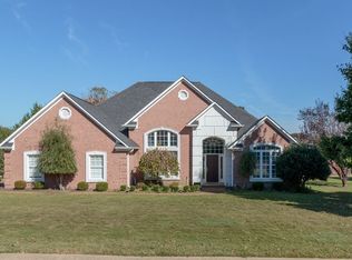 196 McIntosh Dr, Jackson, TN 38305