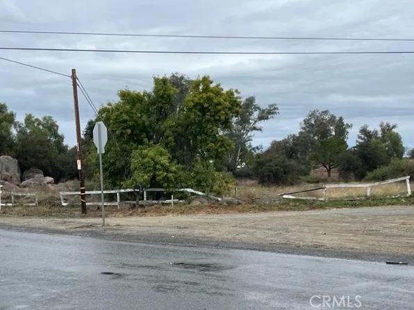 22450 Gavilan Rd #3, Perris, CA 92570