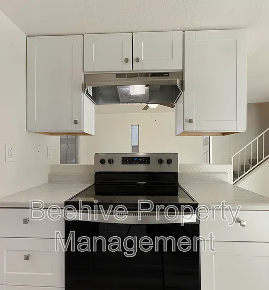 2732 E Culver St #1 — Photo 18