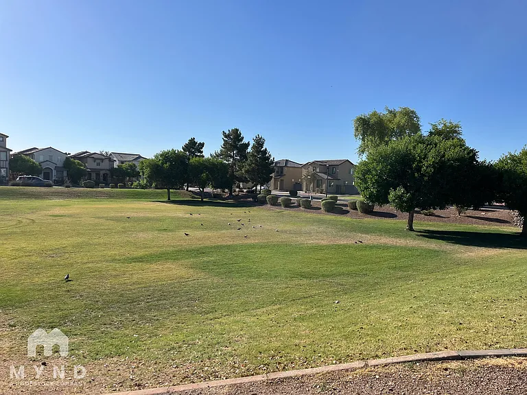 5420 W Albeniz Pl — Photo 26