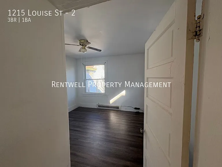 1215 Louise St #2 — Photo 11