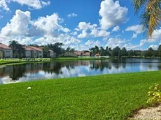 12400 Vista Isles Dr — Photo 2