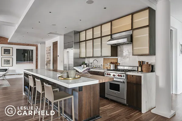 Sold by Leslie J. Garfield | media 5