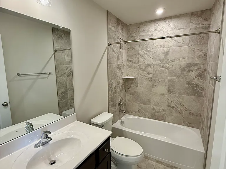 369 Willowshire Ct — Photo 8