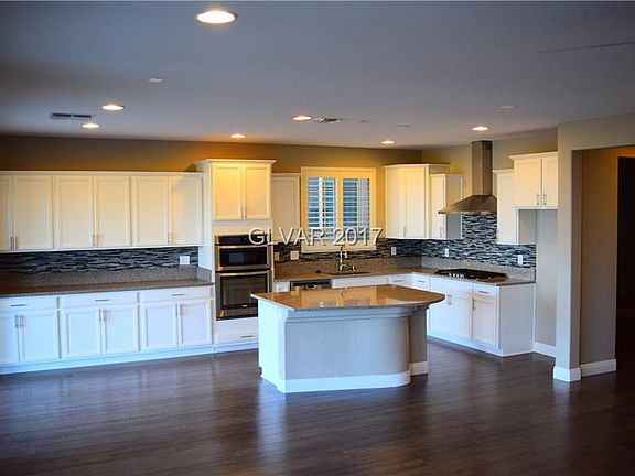3rd image of 24 Berneri Dr