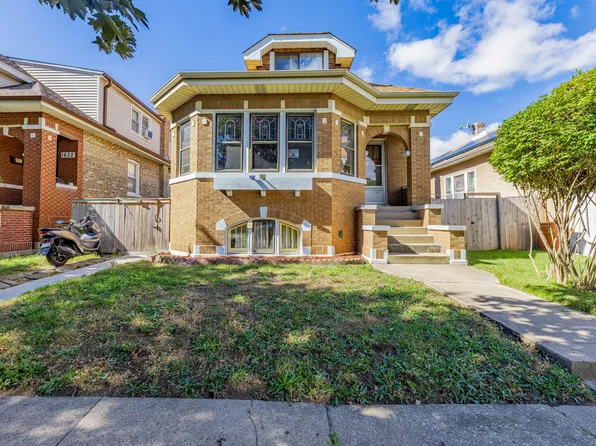 1620 Clinton Ave, Berwyn, IL 60402