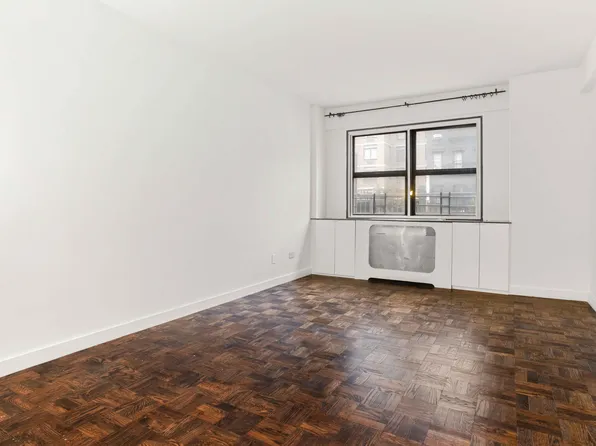 345 East 69th Street image 9 of 16