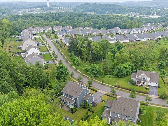 5th image of 140 Overbrook Dr
