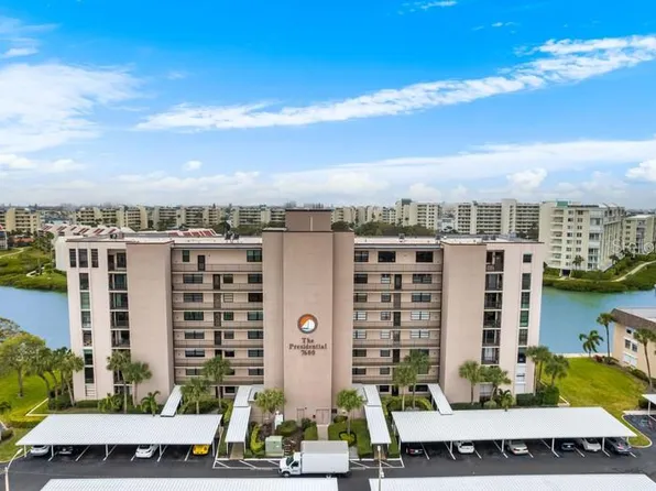 7600 Sun Island Dr S APT 601, South Pasadena, FL 33707