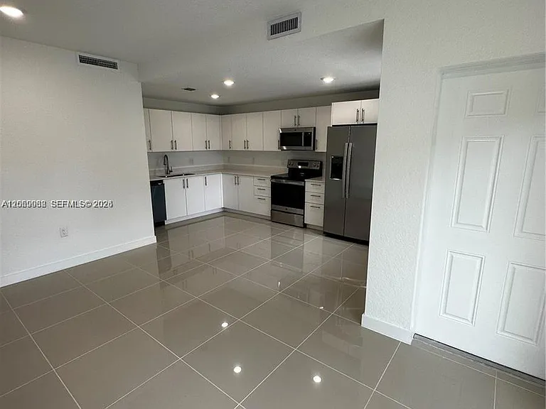 25778 SW 143rd Path #25778 — Photo 3