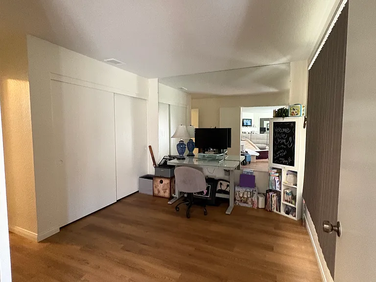 16 Aruba St — Photo 5