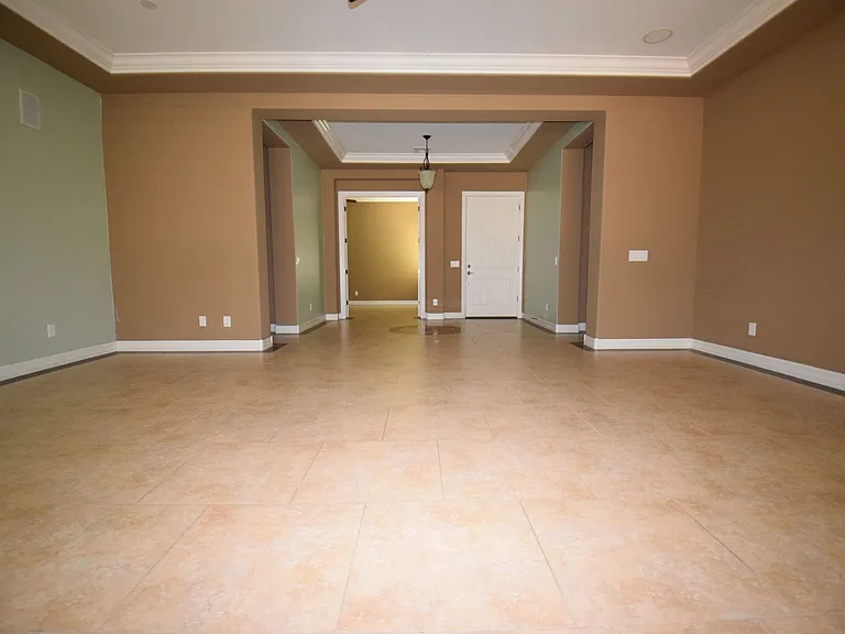 2192 E Coconino Pl — Photo 8