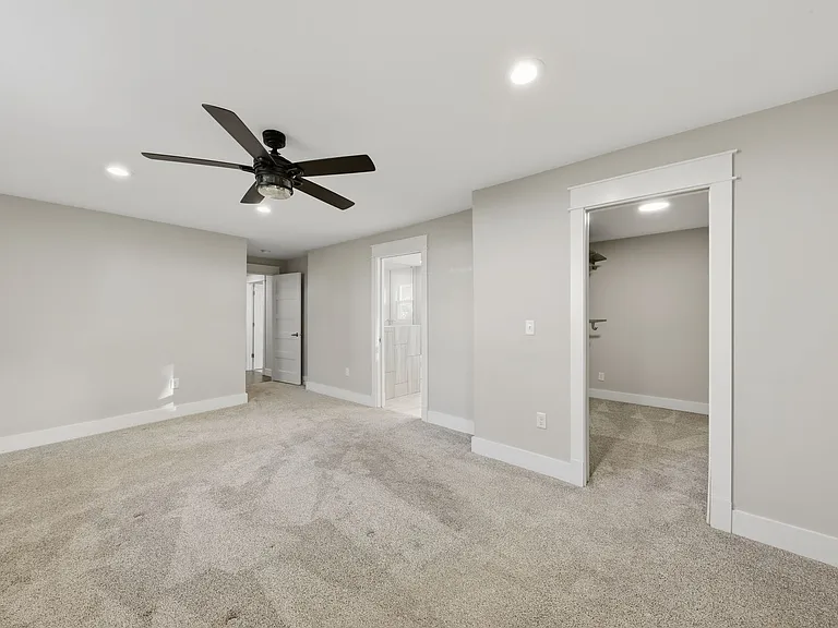 3310 Plateau Pl — Photo 23