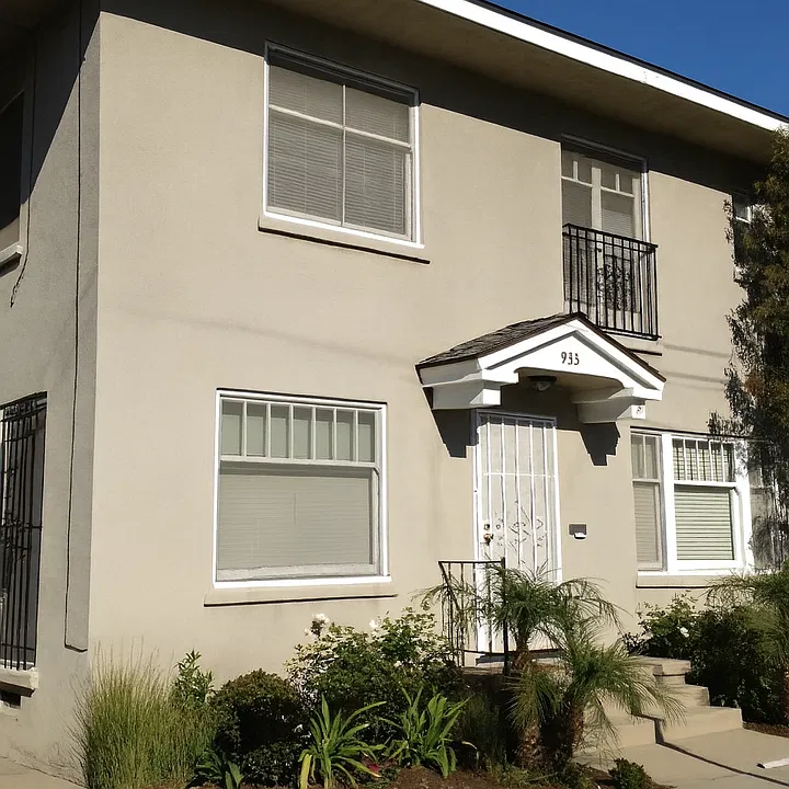 929-33 2nd Street