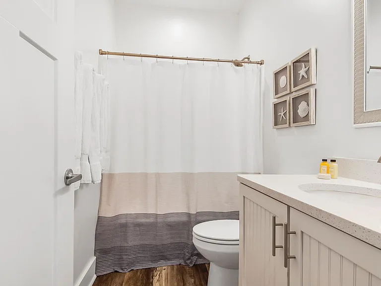 304 Casa Pl — Photo 23
