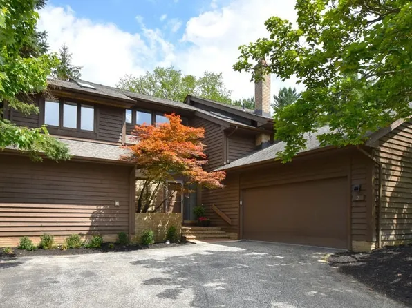 2 Madison Ct, Beachwood, OH 44122