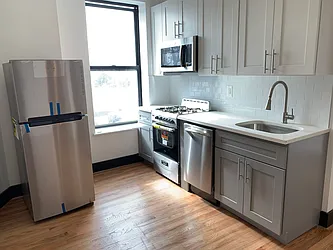 Rented by Tapiro Realty