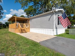 4 Oak Knoll Est, Elizabethtown, PA 17022