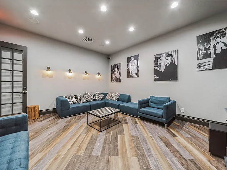 Villas at Meadow Springs — Photo 45