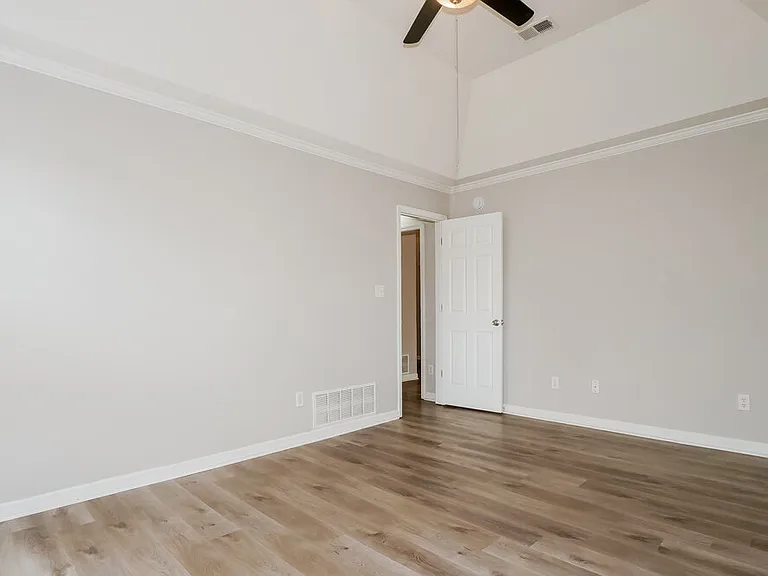 11662 Underwood Dr — Photo 10
