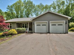564 Prompton Rd, Prompton, PA 18456