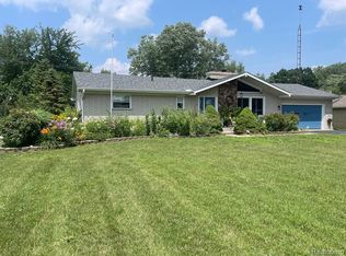 3020 S Custer Rd, Monroe, MI 48161