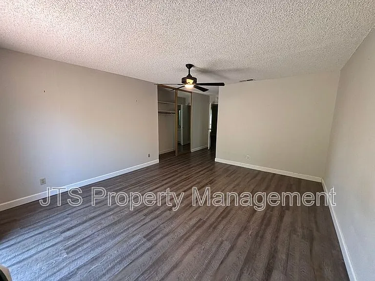 5748 Muldrow Rd — Photo 9