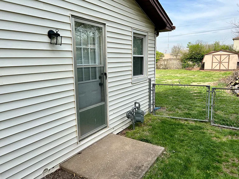 224 N Prince Ln — Photo 23