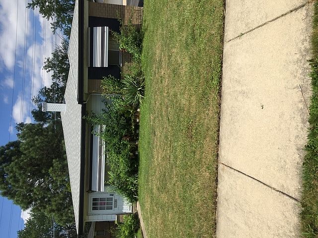 1st image of 1310 Balmoral Ave