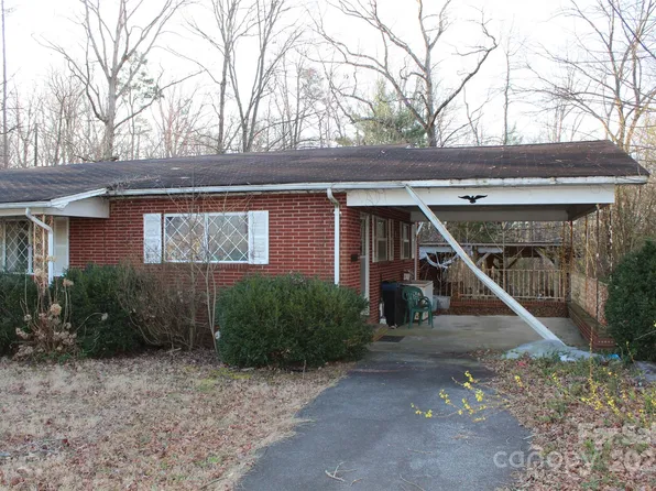 3240 Vashti Rd, Taylorsville, NC 28681