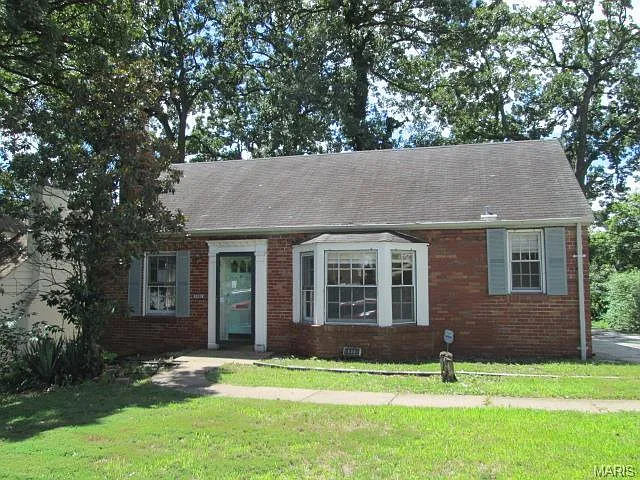 6908 Florian Ave photo 1