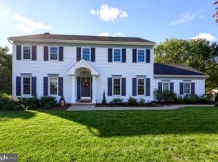 2658 Valley View Dr, Lancaster, PA 17601