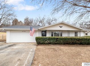 1318 N 95th St, Omaha, NE 68114