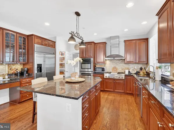 13803 Leaman Farm Rd, Boyds, MD 20841