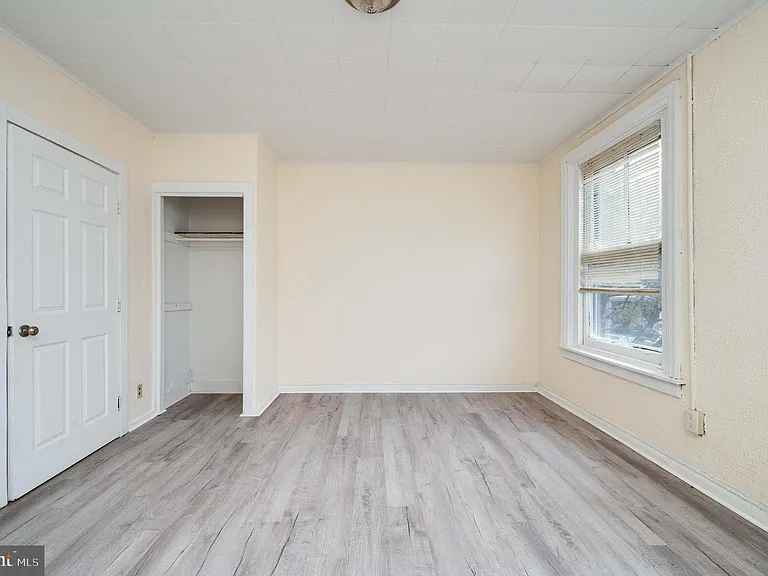 725 Madison Ave #2 — Photo 17