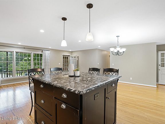 4th image of 12415 Nassau Ln