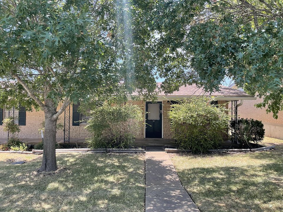 1st image of 126 Northwest Dr #21