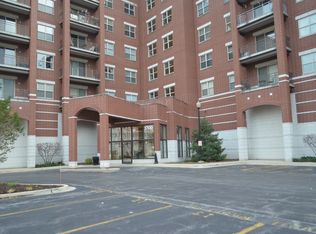 1700 Riverwoods Dr APT 502, Melrose Park, IL 60160