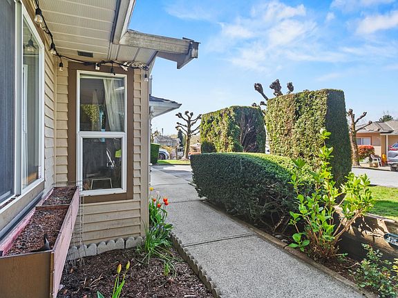 3rd image of 1116 Orr Dr