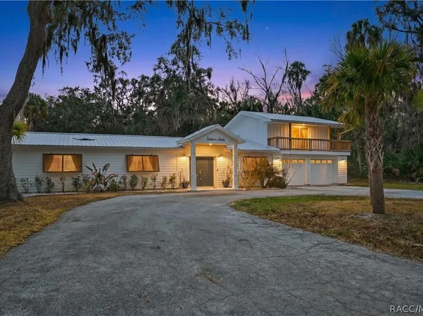 1660 NW 19th St, Crystal River, FL 34428