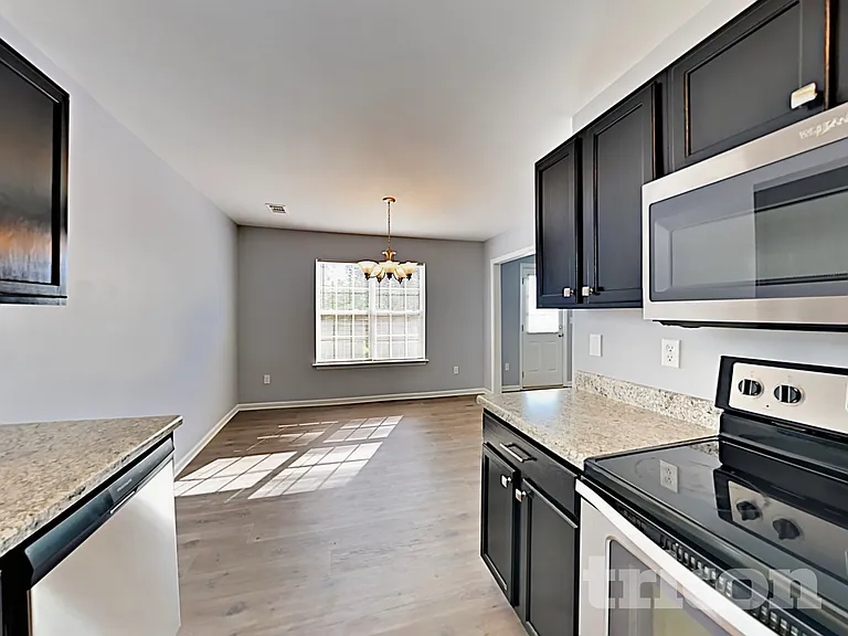 213 Nellie Yale Pl — Photo 5