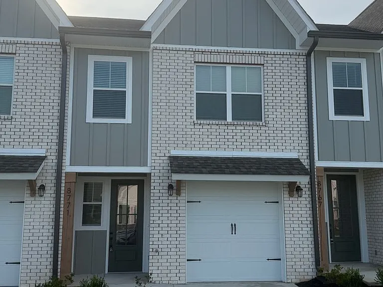 8771 James Creek Dr — Photo 1