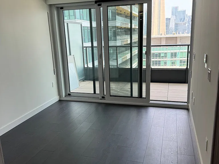 3 Concord Cityplace Way #3807 — Photo 6