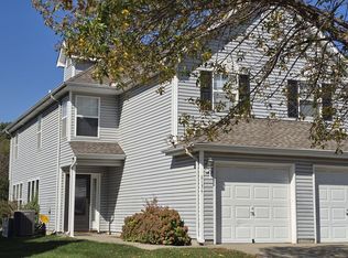 8134 N Elmwood Ave, Kansas City, MO 64119