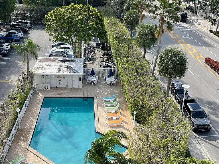 1881 Washington Ave #5G — Photo 14