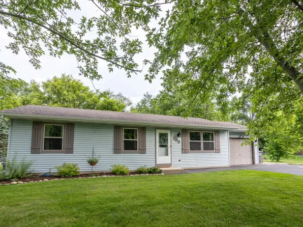 305 North Parkview DRIVE, Eagle, WI 53119