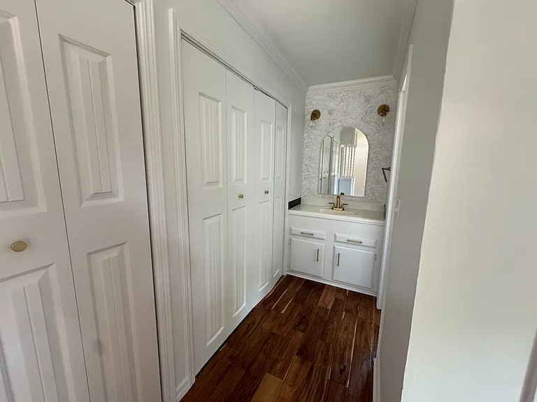 1119 W Eufaula St — Photo 10