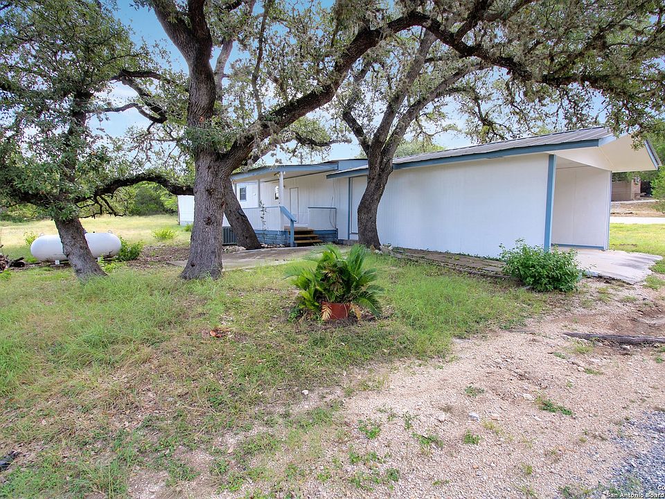 1st image of 1155 Pecan